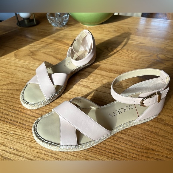 Sole Society Shoes - Sole Society Sandals Womens Saundra Leather Pink Shoes Size 9.5